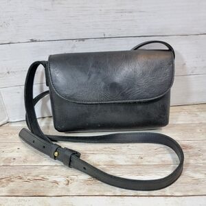 Parker Clay City Crossbody Bag In Black Leather